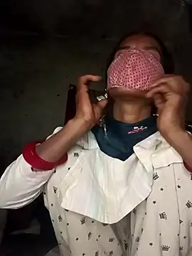 Snapshot of Babhi_Love chatting on December 22, 9:06 am Babhi Love online show from December 22, 9:06 am