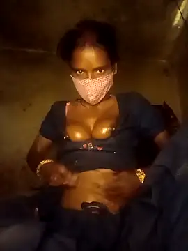 Snapshot of Babhi_Love chatting on February 13, 8:10 am Babhi Love online show from February 13, 8:10 am