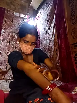 Snapshot of Babhi_Love chatting on February 28, 4:52 pm Babhi Love online show from February 28, 4:52 pm