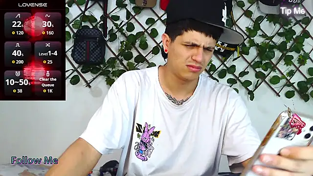 Themasterhades 777 online show from April 12, 9:53 pm