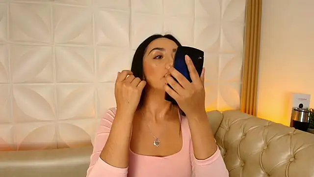 Snapshot of ana_riveros chatting on November 12, 4:13 am ana riveros online show from November 12, 4:13 am