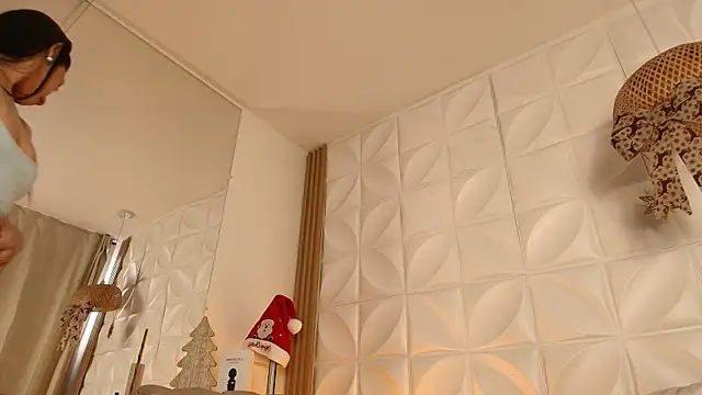 Snapshot of ana_riveros chatting on December 19, 8:27 pm ana riveros online show from December 19, 8:27 pm