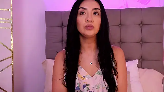ana riveros online show from July 22, 1:47 pm