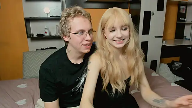 SammySccott online show from December 15, 5:23 am