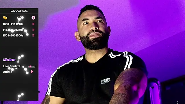 Max-prada online show from February 26, 1:26 am