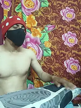 Seducing couple online show from February 18, 10:11 am