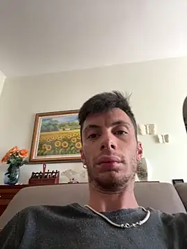 Lucamilano1991 online show from October 26, 8:53 am