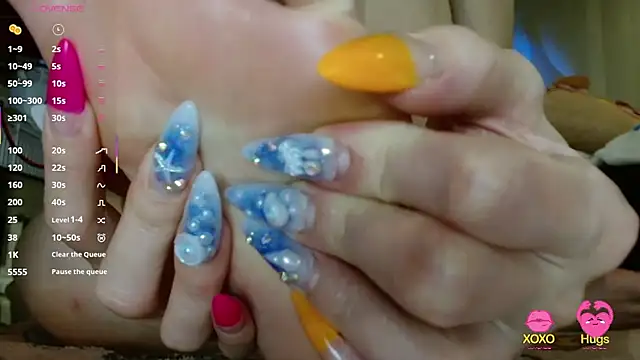 SilViAjpn online show from July 9, 1:59 pm