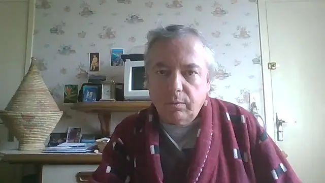 Snapshot of gegevincent chatting on October 23, 1:21 pm gegevincent online show from October 23, 1:21 pm