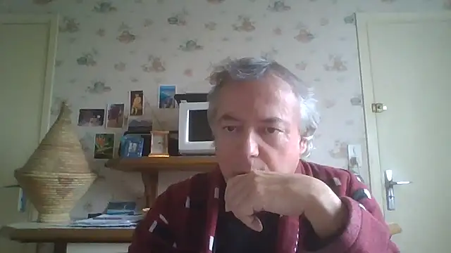 Snapshot of gegevincent chatting on February 1, 2:59 pm gegevincent online show from February 1, 2:59 pm