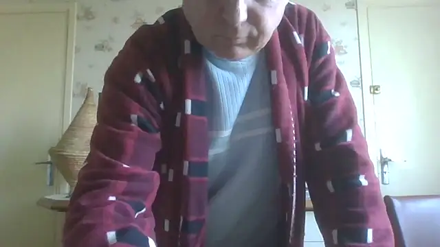 Snapshot of gegevincent chatting on February 27, 2:39 pm gegevincent online show from February 27, 2:39 pm