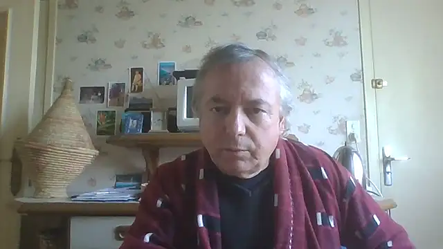 Snapshot of gegevincent chatting on March 24, 2:44 pm gegevincent online show from March 24, 2:44 pm