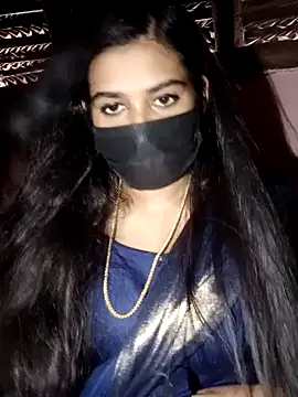 umairahaasan 1 online show from October 31, 10:05 am