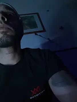 1Richrichard1 online show from May 2, 9:42 pm