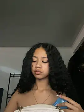 jadee8 online show from July 12, 8:44 pm