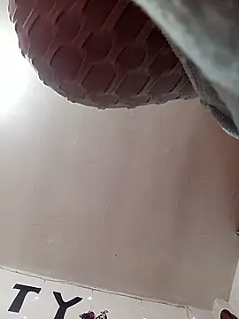 dirty lady17 online show from March 22, 2:37 am