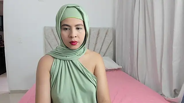 cala borhan online show from April 3, 8:07 pm