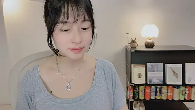 Onechestnut online show from May 23, 5:12 am