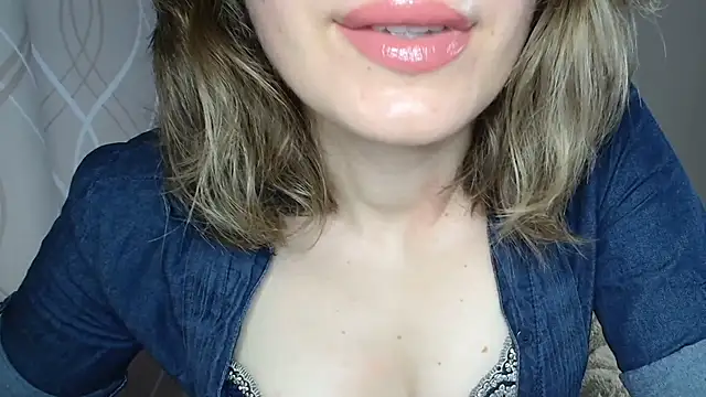 miss  Sophie online show from July 4, 6:19 am