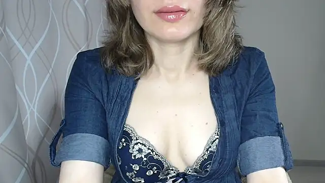 miss  Sophie online show from July 7, 6:47 am