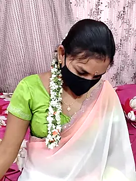 Lalitha-1995 online show from November 21, 5:06 am