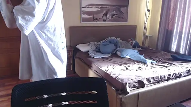 Snapshot of enchanting_chloe chatting on November 16, 8:53 am enchanting chloe online show from November 16, 8:53 am