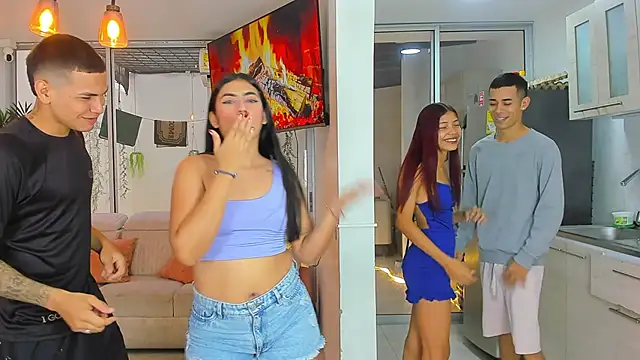 stangirls  online show from March 9, 9:30 pm