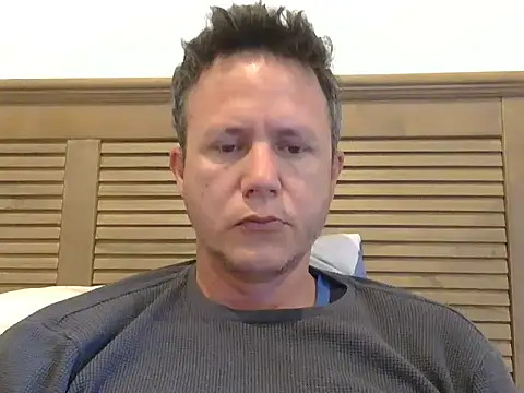 Snapshot of TroyDieselXXX chatting on June 7, 6:17 am TroyDieselXXX online show from June 7, 6:17 am