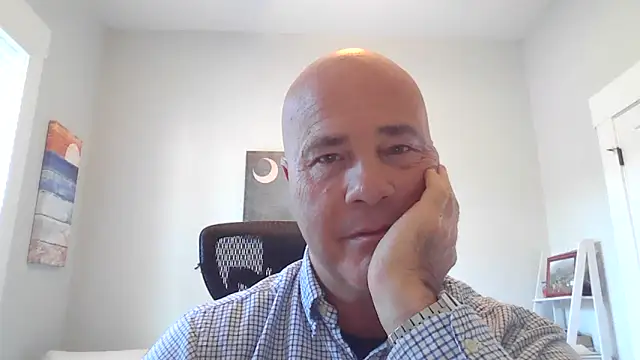 Snapshot of cyclone1212 chatting on February 2, 9:24 pm cyclone1212 online show from February 2, 9:24 pm