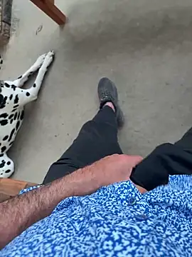 Snapshot of cyclone1212 chatting on March 28, 11:32 am cyclone1212 online show from March 28, 11:32 am