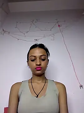 Your-Kitkat online show from March 12, 6:14 pm