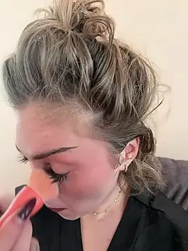 KellyKeler online show from January 18, 10:41 am