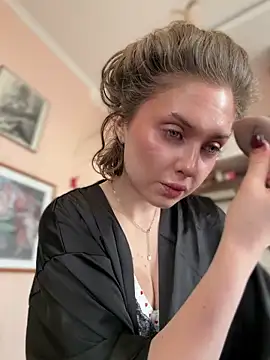 KellyKeler online show from February 6, 10:51 am