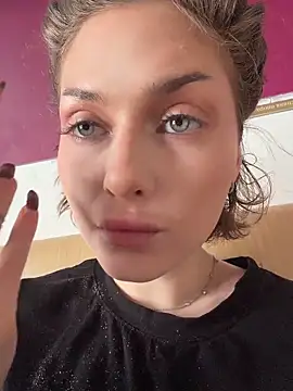 KellyKeler online show from February 13, 11:17 am