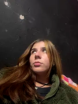 Snapshot of AllieYourGirl chatting on October 24, 9:00 pm AllieYourGirl online show from October 24, 9:00 pm