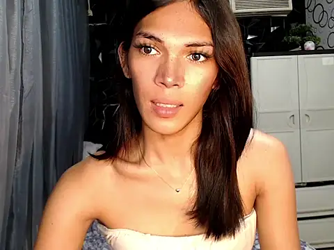 Snapshot of ladyhotcuming chatting on May 27, 1:57 am ladyhotcuming online show from May 27, 1:57 am