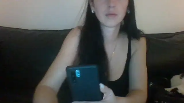 Snapshot of milagaborxx chatting on March 19, 10:14 pm milagaborxx online show from March 19, 10:14 pm