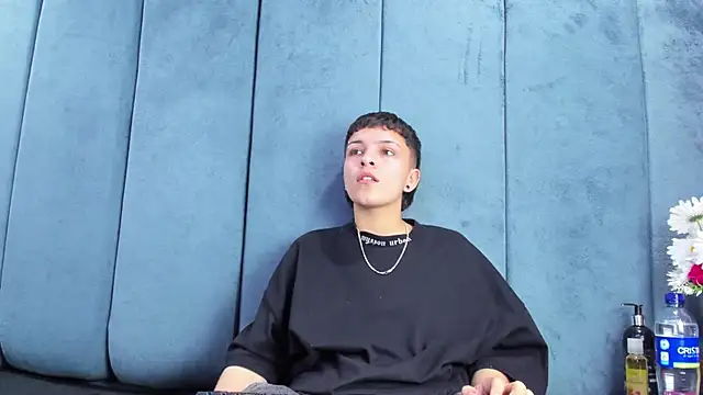 Megan Thompson  online show from February 21, 2:12 am