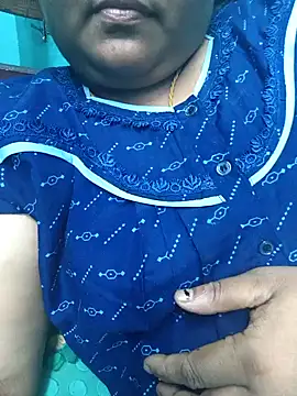 Villageanuty online show from January 19, 3:32 am