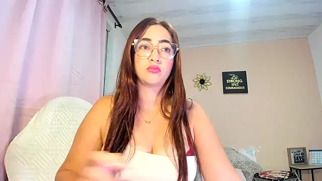 TamiDesire online show from July 3, 3:18 pm