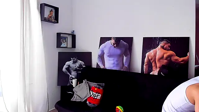 Marck Mathews online show from December 4, 2:37 pm