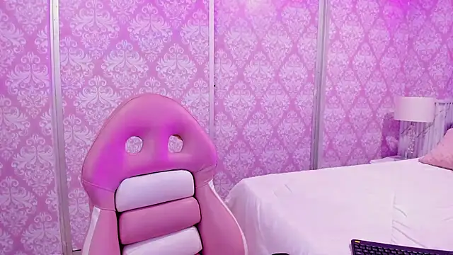 Snapshot of Zharyt_18 chatting on January 16, 11:31 pm Zharyt 18 online show from January 16, 11:31 pm