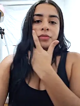 Snapshot of channell0 chatting on June 13, 4:54 am channell0 online show from June 13, 4:54 am
