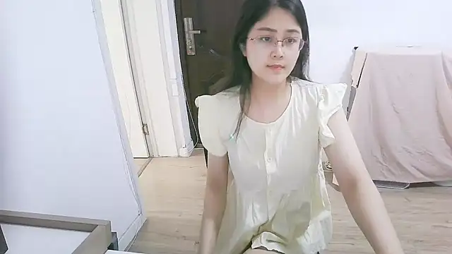 Snapshot of 98bunny chatting on July 16, 2:28 am 98bunny online show from July 16, 2:28 am