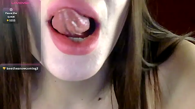 Snapshot of Cassie_Pinkkk chatting on November 13, 5:23 pm Cassie Pinkkk online show from November 13, 5:23 pm