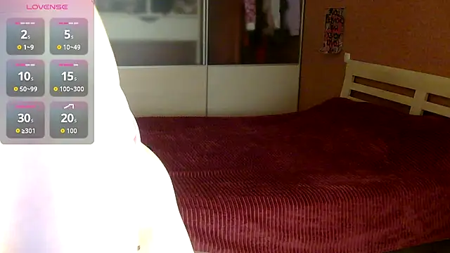 Snapshot of Cassie_Pinkkk chatting on November 27, 4:20 pm Cassie Pinkkk online show from November 27, 4:20 pm