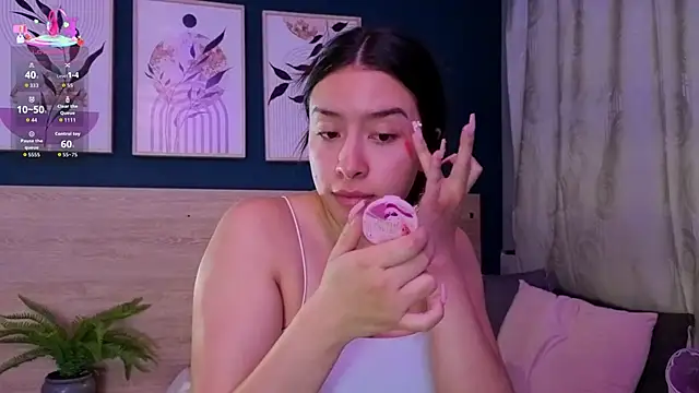 SarahMiler  online show from February 4, 11:49 am