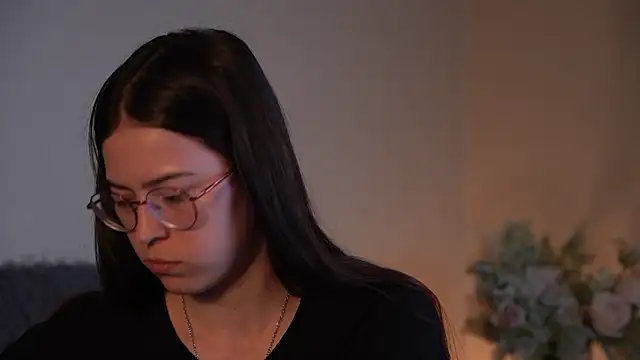 ywixos online show from September 14, 10:14 am