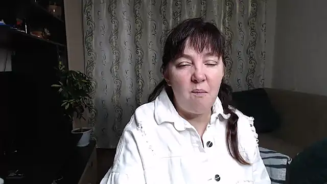 Illusionq online show from October 16, 4:57 am