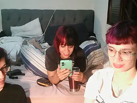 IkyVic online show from April 17, 7:44 am